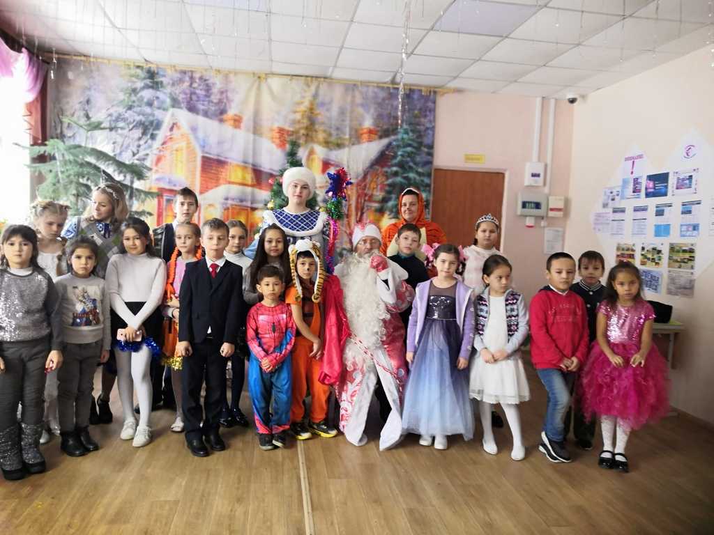Новогоднее мероприятие для детей 