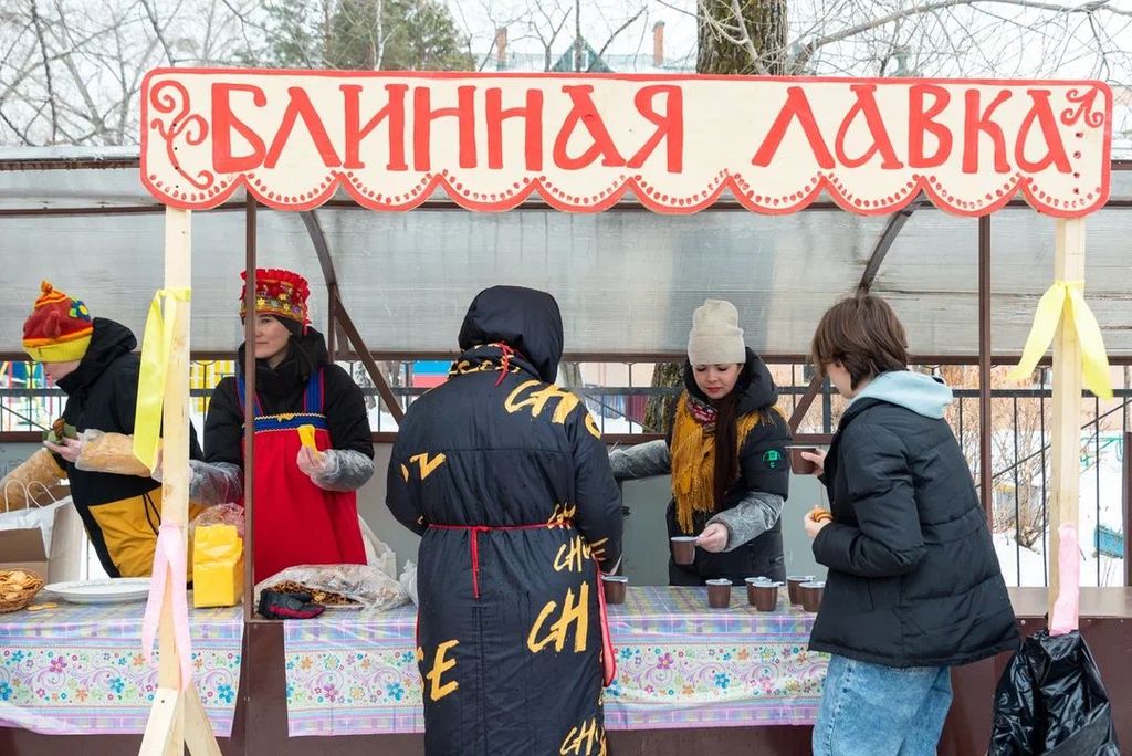 Русскую зиму, провожали в Тополево всем селом