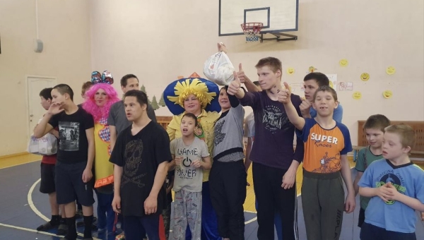 Игровая программа "Как Ириска, Буратино и Незнайка здоровье укрепляли"